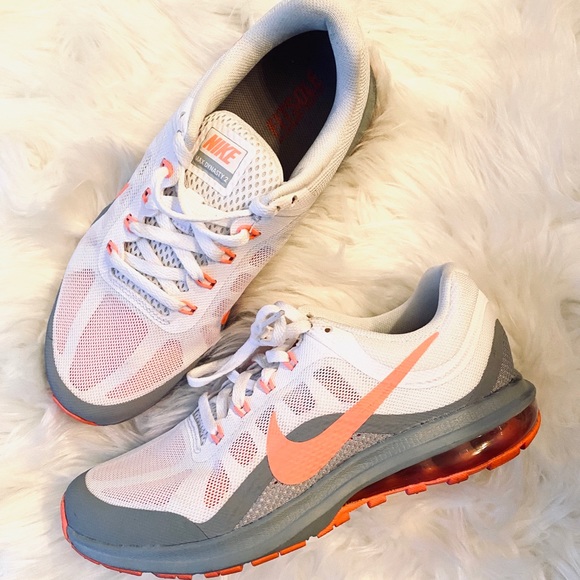 nike max dynasty 2